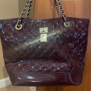 Women’s Anne Klein burgundy shoulder bag